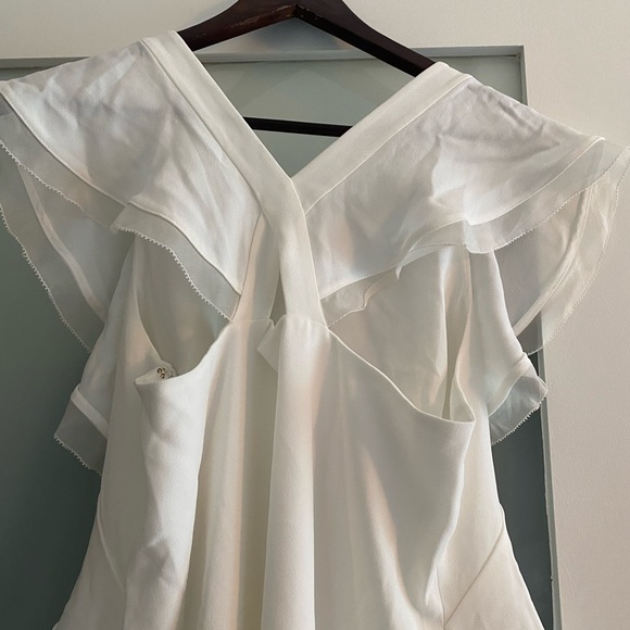 Club Monaco mini size 6 in ivory. - Picture 1 of 2